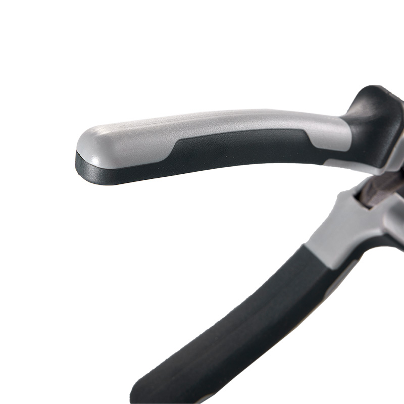 Alicate de ponta longa